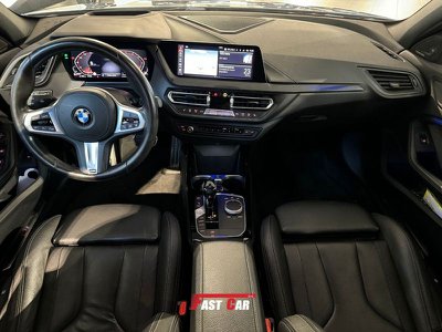 BMW Serie 1 118d 5p. M Sport, Anno 2021, KM 62877 - photo principale