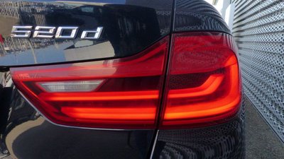 BMW Serie 5 520d Business, Anno 2017, KM 150000 - photo principale