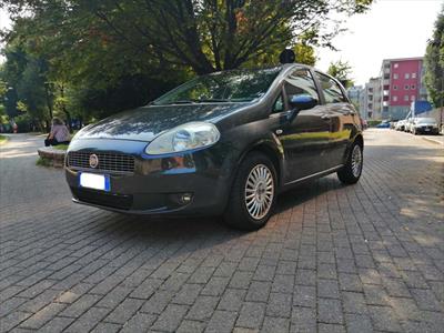 Fiat Punto Essence 1.6 16V (Flex) 2013 - photo principale
