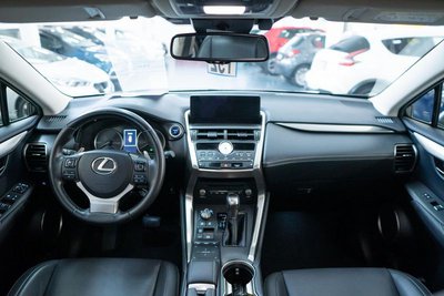 Lexus UX Hybrid Business, Anno 2019, KM 61288 - photo principale