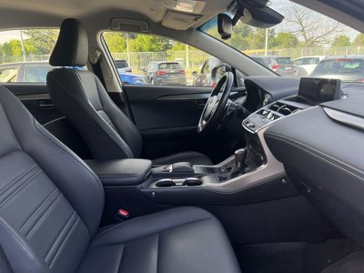 Lexus NX Hybrid 4WD Luxury, Anno 2019, KM 112659 - photo principale