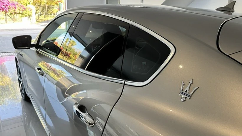 Maserati Levante 3.0d V6 Skyhook Navi Pelle Xenon Keyless Sound - photo principale