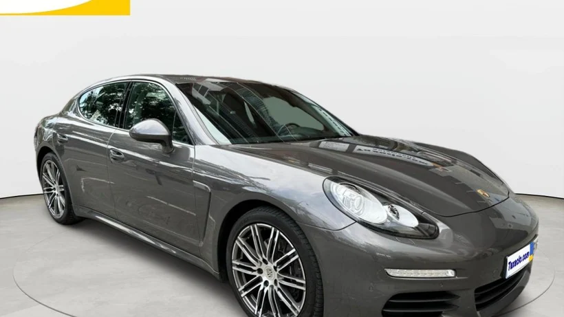 Porsche 911 Turbo Coupé/SPORTSITZE/WAPPEN/SPORT-CHRONO/ - photo principale