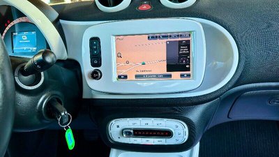 smart fortwo fortwo electric drive Greenflash Edition, Anno 2017 - photo principale