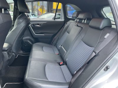 Toyota Hilux 2.4 D 4D 4WD 2 porte Chassis & Cab Comfort, Anno 20 - photo principale
