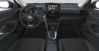 Toyota Yaris Cross 1.5 Hybrid 5p. E CVT Active, Anno 2023, KM 10 - photo principale