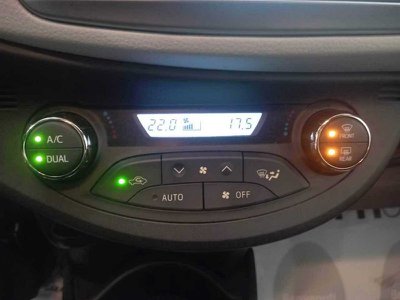Toyota Yaris III 2017 5p Benzina 5p 1.5h Active my18, Anno 2019, - photo principale